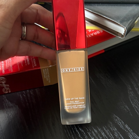 ONE/SIZE Turn Up The Base Liquid Foundation - Medium Dark 35NG - Picture 4 of 4